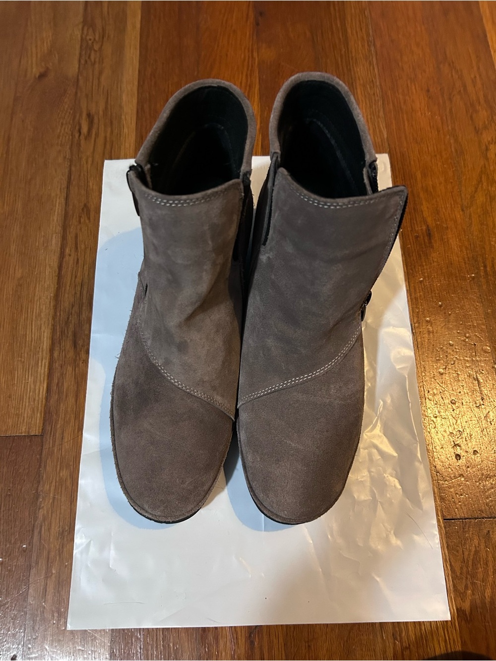 Bjorndal Taupe Libby Leather Suede Ankle Boots Size 8